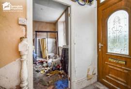 4 bedroom, Semi-detached house for sale