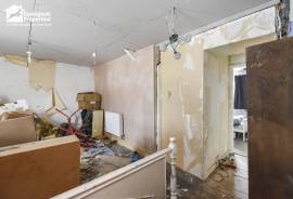 4 bedroom, Semi-detached house for sale