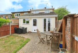 3 bedroom, End of terrace house for sale