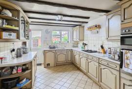 3 bedroom, End of terrace house for sale