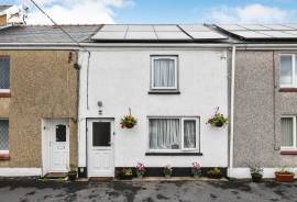 2 bedroom, Terraced House for sale