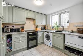 2 bedroom, Terraced House for sale