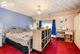 2 bedroom, Terraced House for sale