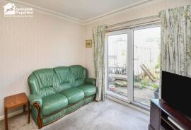 4 bedroom, Terraced House for sale