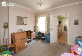4 bedroom, Terraced House for sale