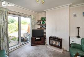 4 bedroom, Terraced House for sale