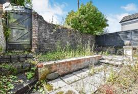 3 bedroom, End of terrace house for sale