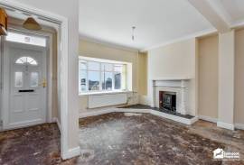 3 bedroom, Terraced House for sale