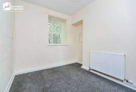2 bedroom, Ground floor flat for sale