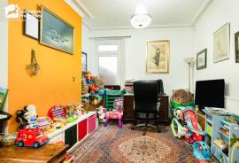 3 bedroom, Semi-detached house for sale