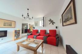 6 room, 120m2 Villa for sale in Margon - 336 000 € *