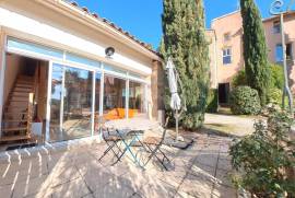 3 room, 75m2 Apartment for sale in Alignan du vent - 270 000 € *