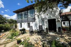 Charmante maison de 3 chambres avec studio d'art, jardin et vues panoramiques