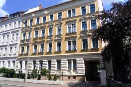 möbliert vermietet, Gewerbe im Hinterhaus