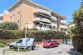 Apartement T3 avec parking privatif