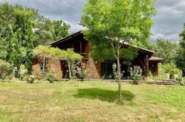 MAISON D'ARCHITECTE AVEC PARC ARBORE - DPE A -