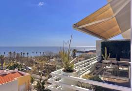 2 bedroom apartment, with sea view