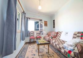 4 Bedroom Villa with Terrace and Mountain Views 10 Minutes from Boticas