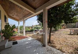 4 Bedroom Villa with Terrace and Mountain Views 10 Minutes from Boticas