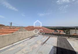 4 Bedroom Villa with Terrace and Mountain Views 10 Minutes from Boticas