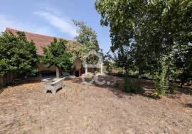 4 Bedroom Villa with Terrace and Mountain Views 10 Minutes from Boticas