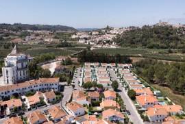 Moradia T3 com Piscina e Vista para o Castelo de Óbidos