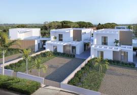 Contemporary style 4 bedroom villas with swimming pool near Vilamoura/Vila Sol
