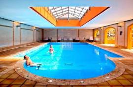 Top Floor 2-Bedroom Apartment with Stunning Views in Vilamoura