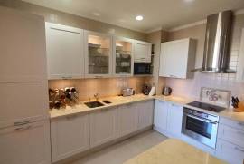 Top Floor 2-Bedroom Apartment with Stunning Views in Vilamoura
