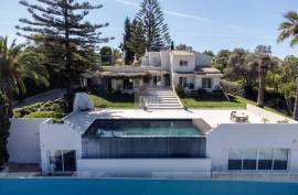Large Family Villa with Tennis Court, Swimming Pool and Cinema