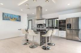 Unmatched Investment Opportunity in Arco da Calheta – 95% Occupancy Rate!