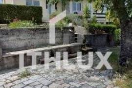 Detached house (340 m2) with swimming pool and garage, Land with 2100m2