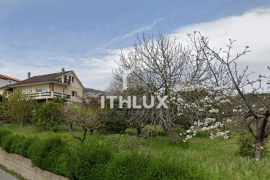 Detached house (340 m2) with swimming pool and garage, Land with 2100m2