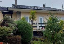 Detached house (340 m2) with swimming pool and garage, Land with 2100m2