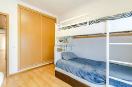 2 Bedroom Apartment with Parking Space, in the center of Lagos
