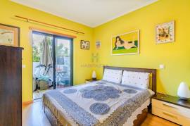 2 Bedroom Apartment with Parking Space, in the center of Lagos