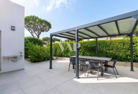 4 Bedroom Villa with Pool near Golf, Vilamoura