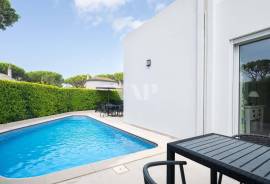 4 Bedroom Villa with Pool near Golf, Vilamoura