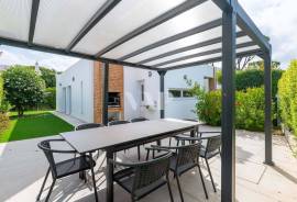 4 Bedroom Villa with Pool near Golf, Vilamoura
