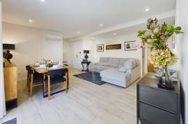 Tavira town centre 3 bedroom apartment with pool, terrace & garage