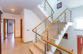 Tavira 4 + bedroom family villa with pool, garden, views & extraordinary basement