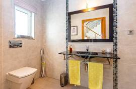 Tavira 4 + bedroom family villa with pool, garden, views & extraordinary basement
