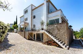 Tavira 4 + bedroom family villa with pool, garden, views & extraordinary basement