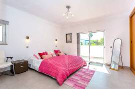 Tavira 4 + bedroom family villa with pool, garden, views & extraordinary basement