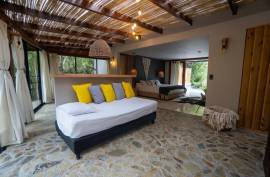 Casa de Río La Calamuchita Bed & Breakfast Villa For Sale in Pereira