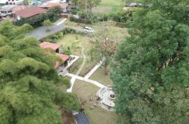 Casa de Río La Calamuchita Bed & Breakfast Villa For Sale in Pereira