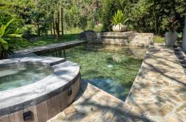 Casa de Río La Calamuchita Bed & Breakfast Villa For Sale in Pereira