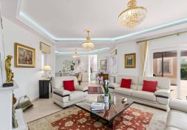 4 Bedroom Villa Close to Boavista Golf & Spa, Lagos 4 Bedroom Villa Close to Boavista Golf & Spa, Lagos