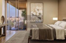 T3 with balcony, garden and 2 parking spaces in an exclusive condominium with private garden.