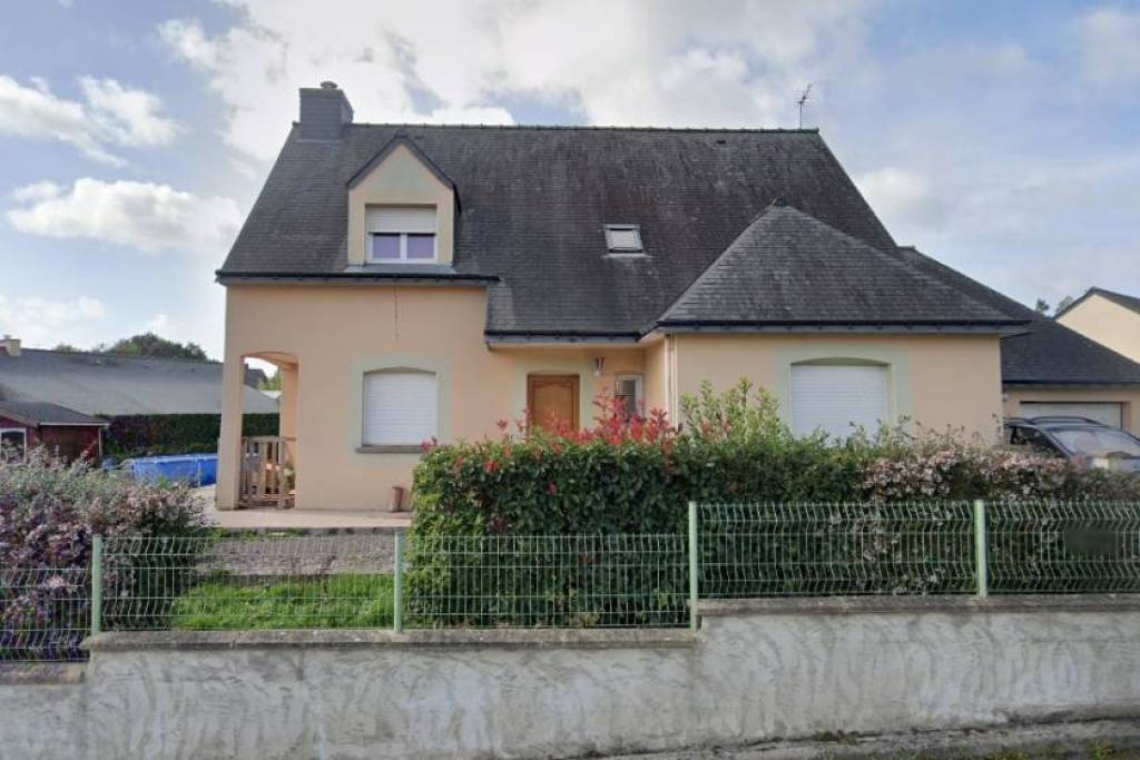 Houses for rent - 6 rooms - 123 m2 - MAURON - (56430)
